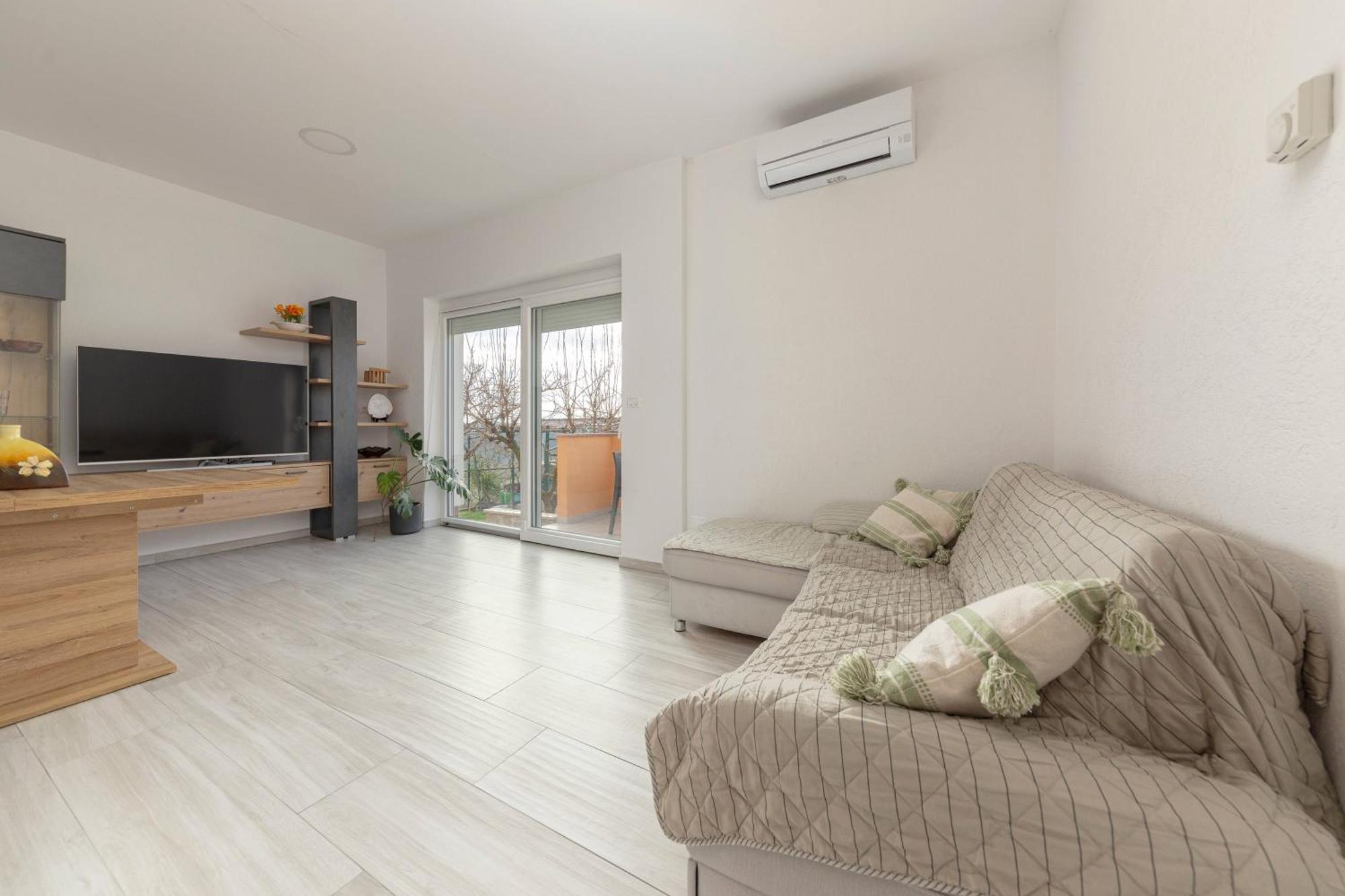 ŠmarjeApartma Zanアパートメント エクステリア 写真