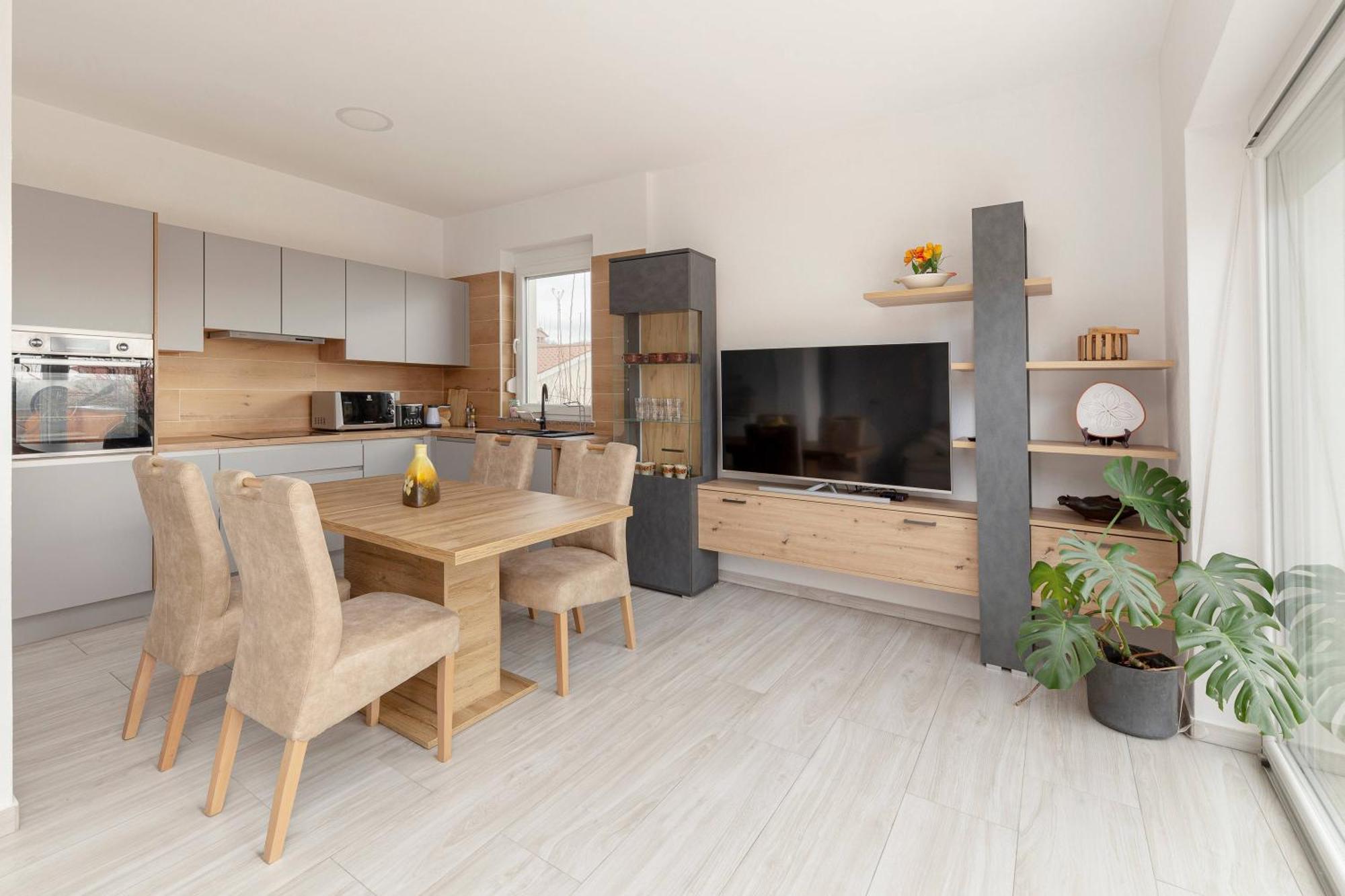ŠmarjeApartma Zanアパートメント エクステリア 写真